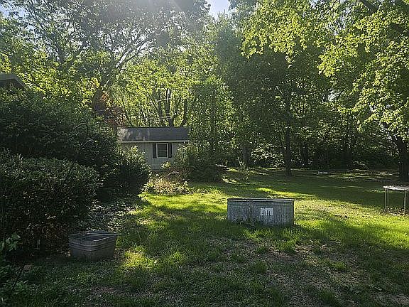 4th image of 11 Rock Rd