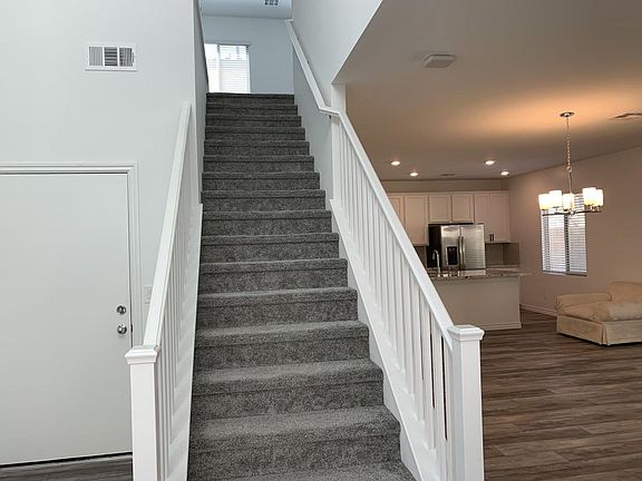 3rd image of 8179 Skye Plum St