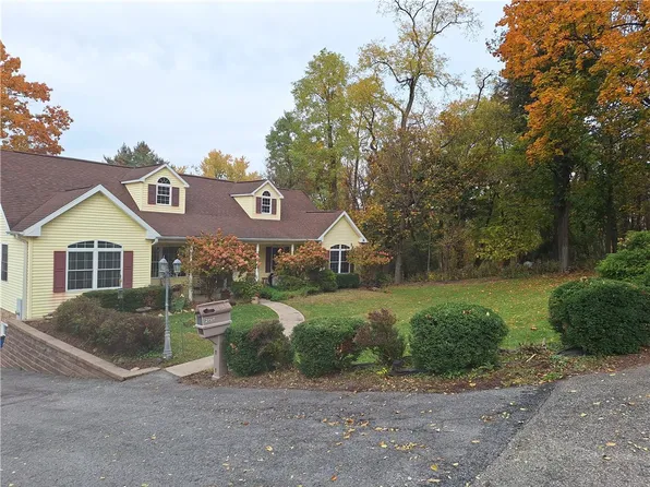 2560 Oldfield Ave, Bethel Park, PA 15102