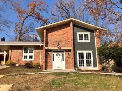 6425 Hollins Dr, Bethesda, MD, 20817
