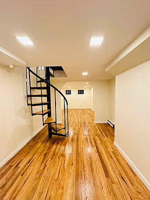 Rented by CitySites Real Estate Group | media 9