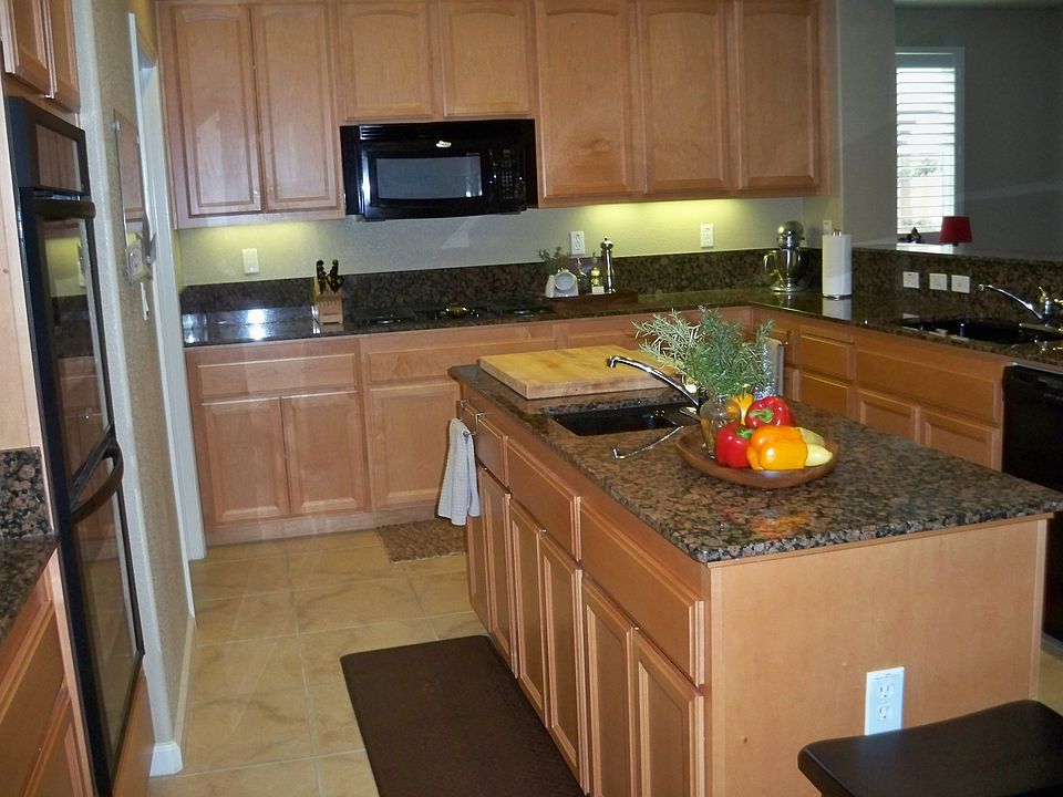 2nd image of Lemontree Way