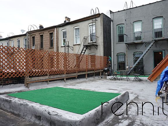 2nd image of 1093 Putman Ave #G