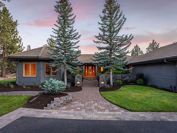 4th image of 16150 Fox Ridge Cir