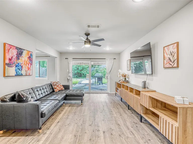 9626 Vilven Ln — Photo 12