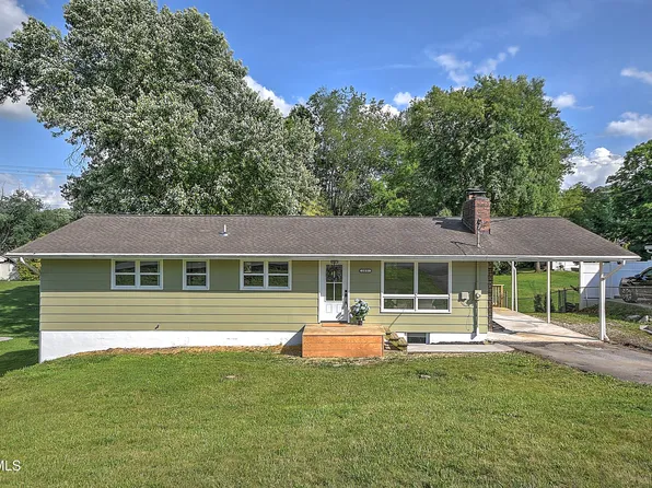 205 Archdale Dr, Kingsport, TN 37663