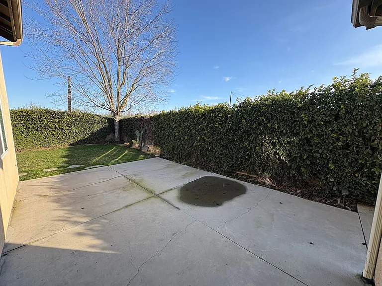 3310 N Tilden Ct — Photo 32