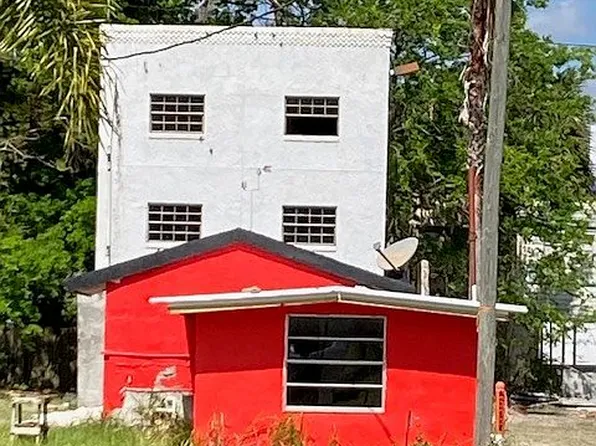 1185 S Us Highway 17, Satsuma, FL 32189