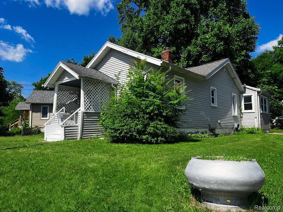 1st image of 93 Omar St