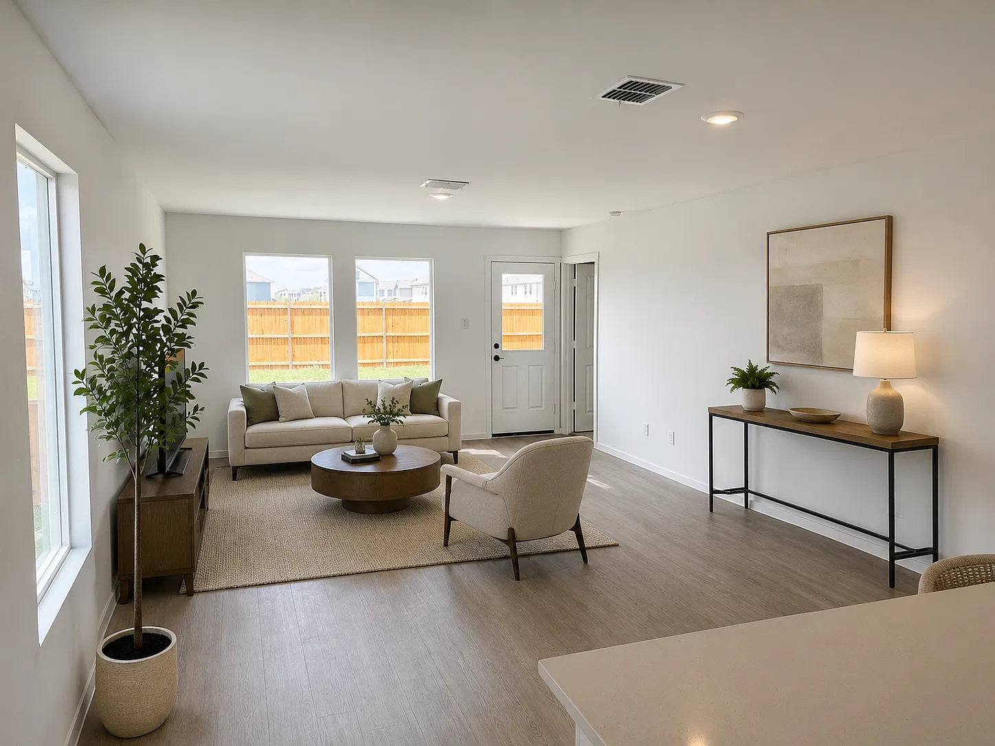 3 bed, 1266 sqft, $2,100 — Photo 3