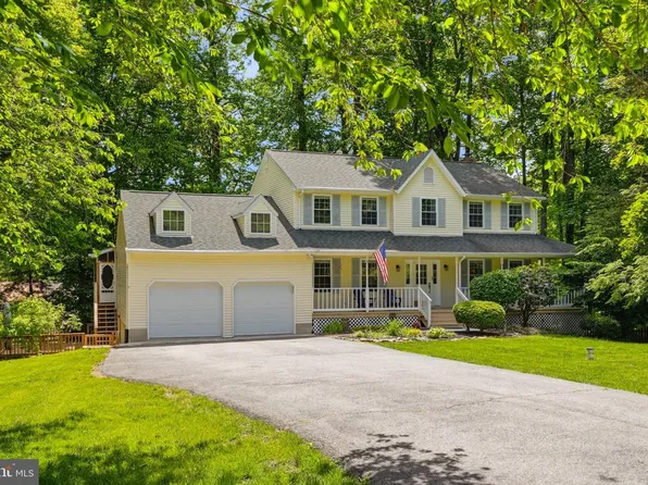 9021 Tonyas Ter, Owings, MD 20736