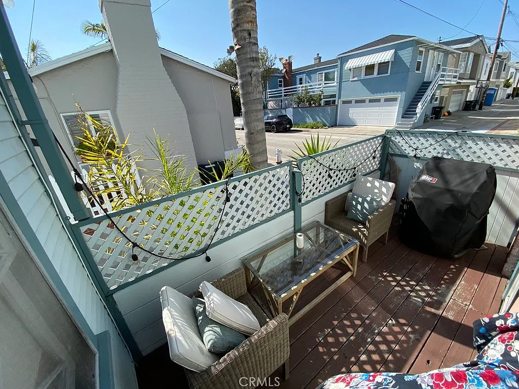 1 bed, 924 sqft, $3,700 — Photo 3