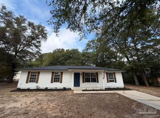 7504 Bowers Dr, Milton, FL 32570