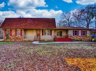 664 J McGee Rd, Leighton, AL 35646