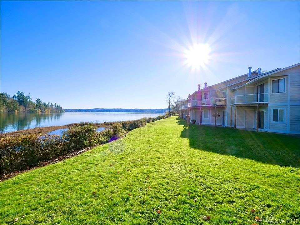 Liberty Bay Estates Condos