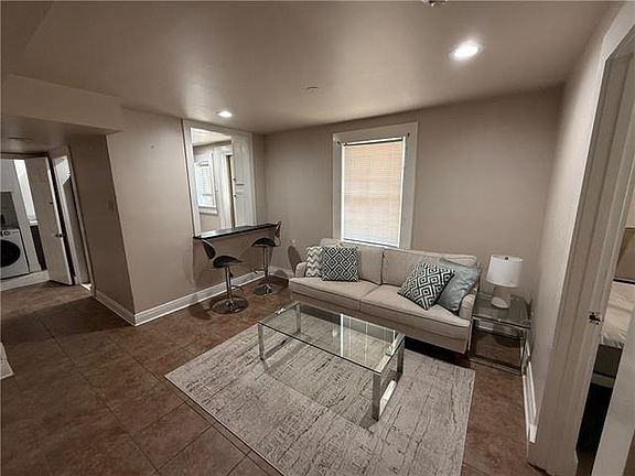 3rd image of 1514 Joseph St APT B