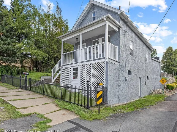 418 E Elm St, Scranton, PA 18505