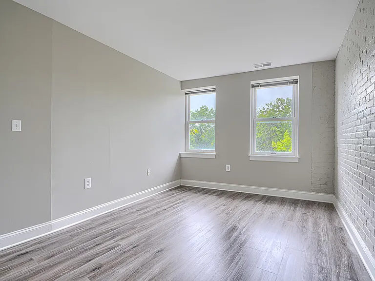 333 S Fremont Ave #H — Photo 14