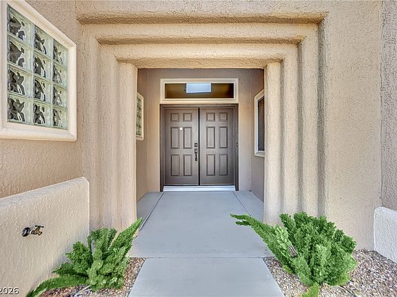 5th image of 10413 Willamette Pl