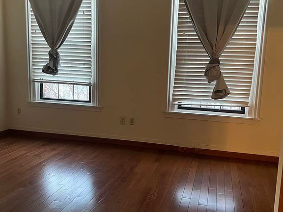 5th image of 7 Elm St #3