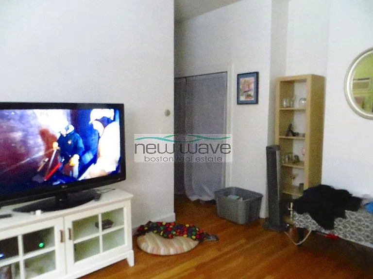 12 Columbus Sq #2 — Photo 24