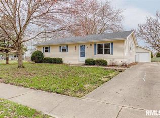 2723 Cardigan Dr, Springfield, IL 62702