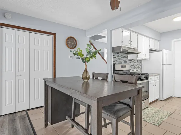 2920 69th Ln N, Brooklyn Center, MN 55430