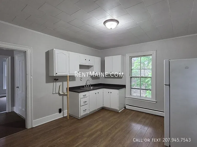 4 Church St #2 — Photo 2