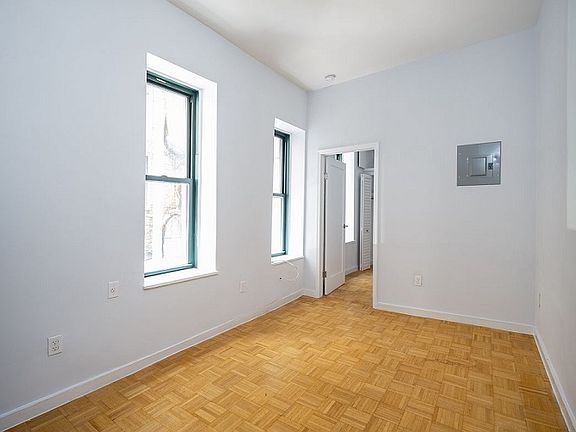 4th image of 270 6th Ave APT 1