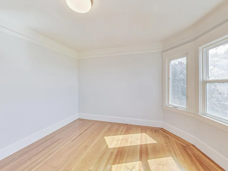 785 Mangels Ave — Photo 20