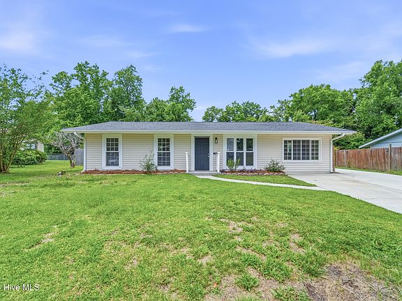 2nd image of 130 Tanglewood Drive
