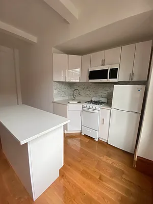 Rented by Compass | media 13