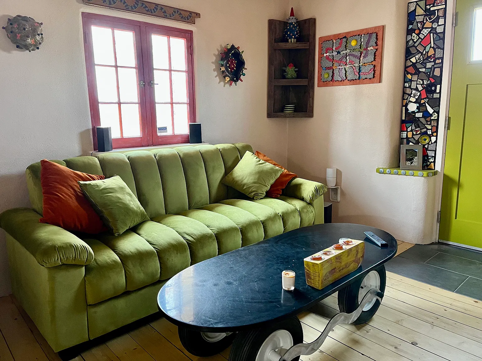 1 bed, 1700 sqft, $2,475 — Photo 3
