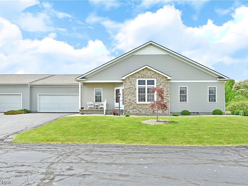 1st image of 33 Heath Dr NW