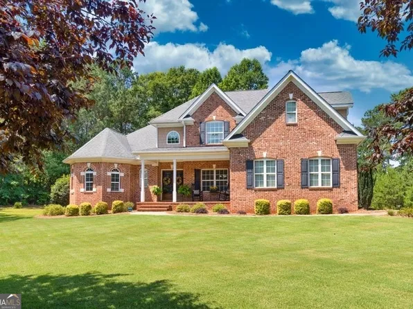 702 White Oak Trl, Monroe, GA 30655