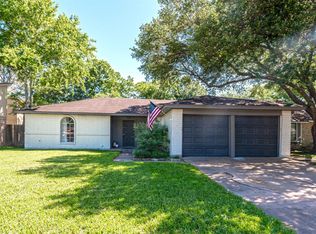 16411 Tibet Rd, Friendswood, TX 77546