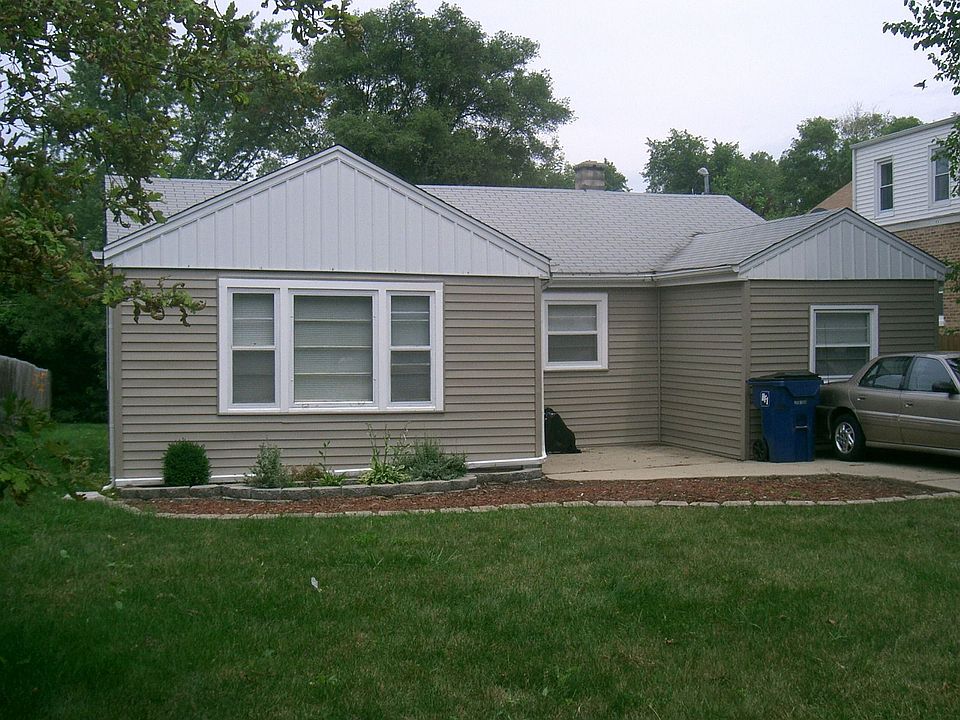 1st image of 111 E Red Oak Ave