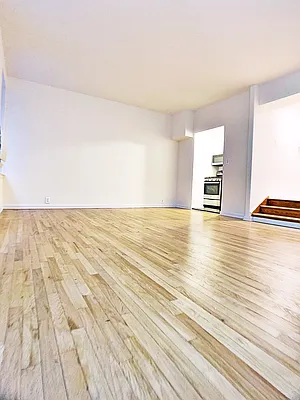 Rented by A Space Realty NY LLC | media 2