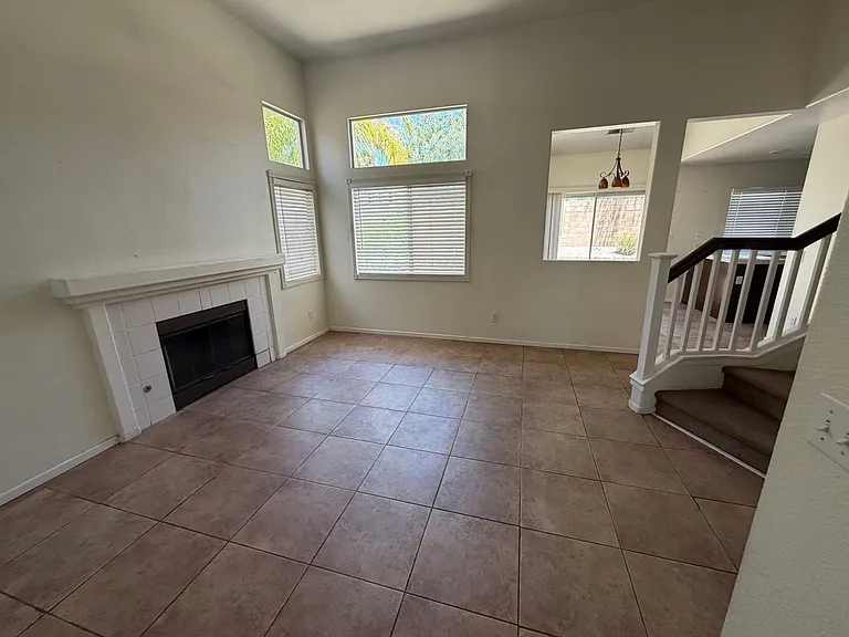 7622 Canberra Way — Photo 6