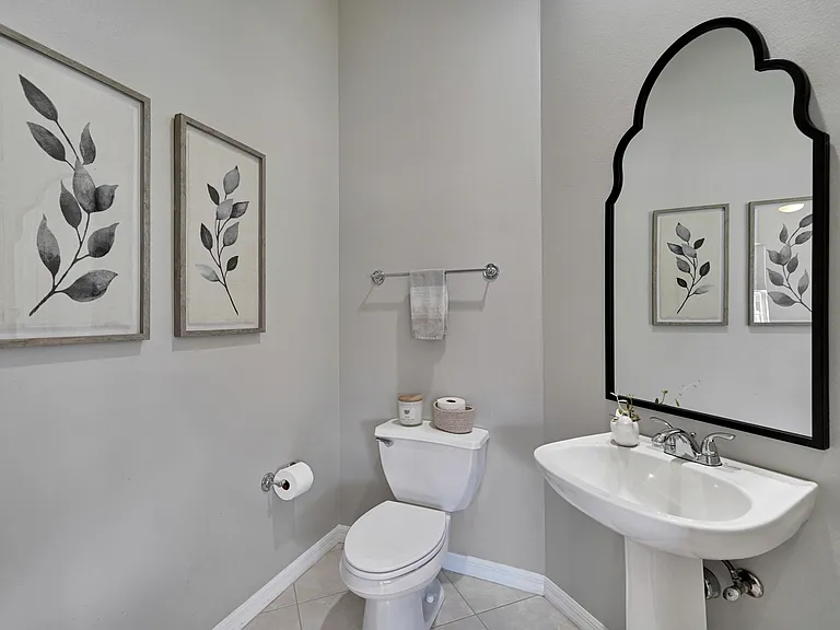 403 Bow Ln — Photo 17