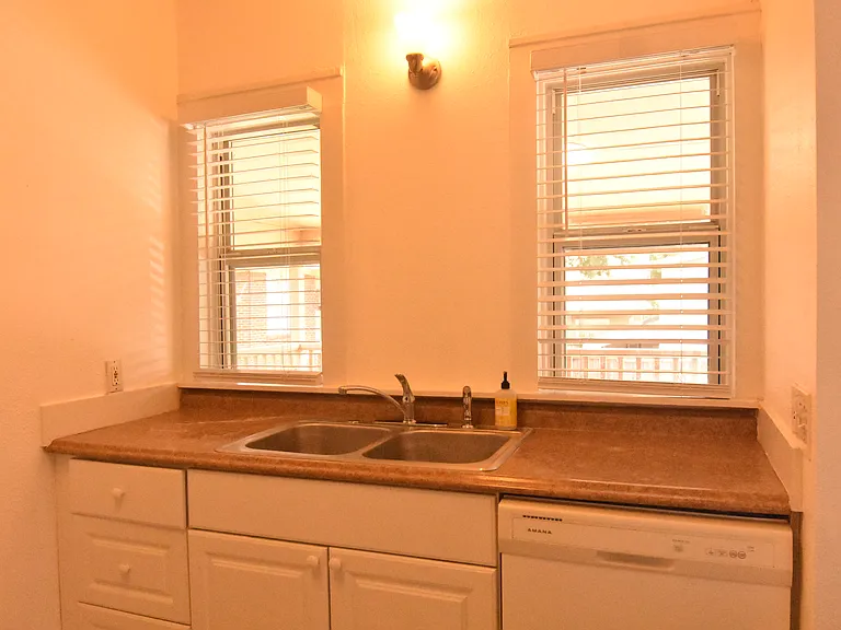 4005 Caroline St #3 — Photo 40