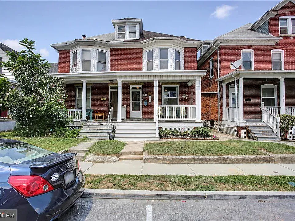 1 bed, 800 sqft, $995 — Photo 2