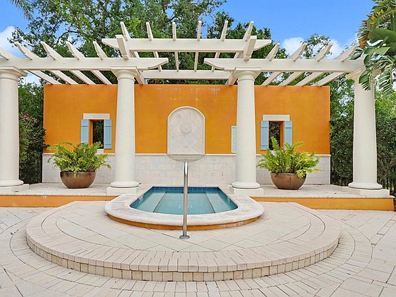 3rd image of 2541 Saint Lucia Cir