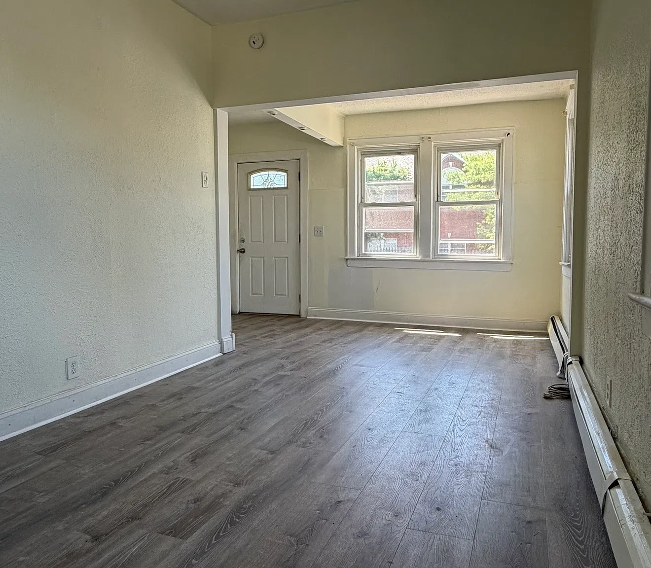 3 bed, $3,600 — Photo 3