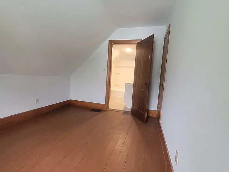 127 Gould Rd #A — Photo 32