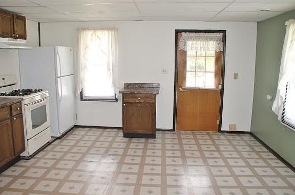 4th image of N10861 Hwy 151