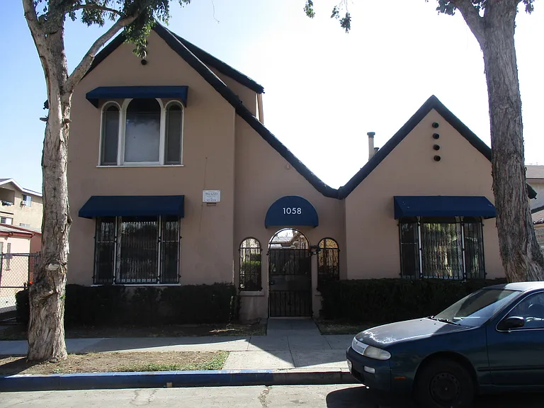 1058 Molino Ave — Photo 13