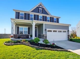 301 Chevington Chase, Tipp City, OH