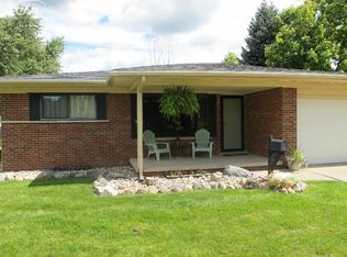 831 S Dayton St, Davison, MI 48423
