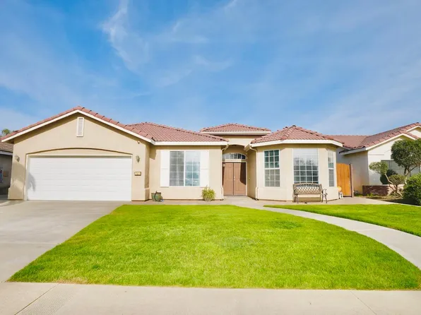 926 Northstar Dr, Hanford, CA 93230